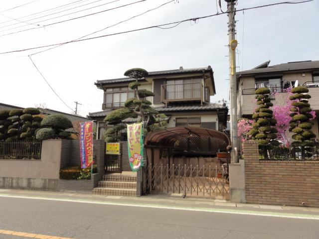 Local appearance photo. Per vacant house, You will slowly see! 