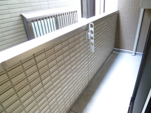 Balcony. It will Jose also futon Ease at balcony of Yokohiro.