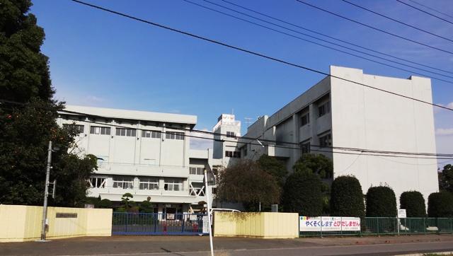 Primary school. Oishiminami 1000m up to elementary school