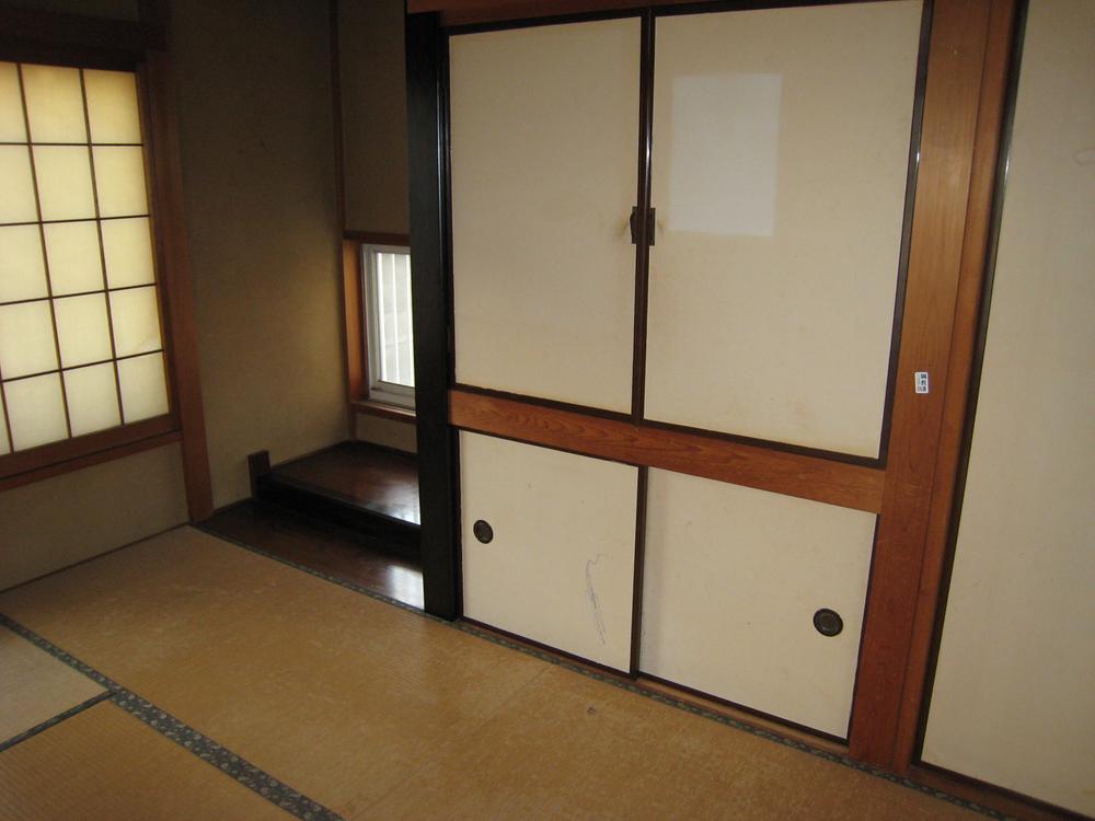 Non-living room