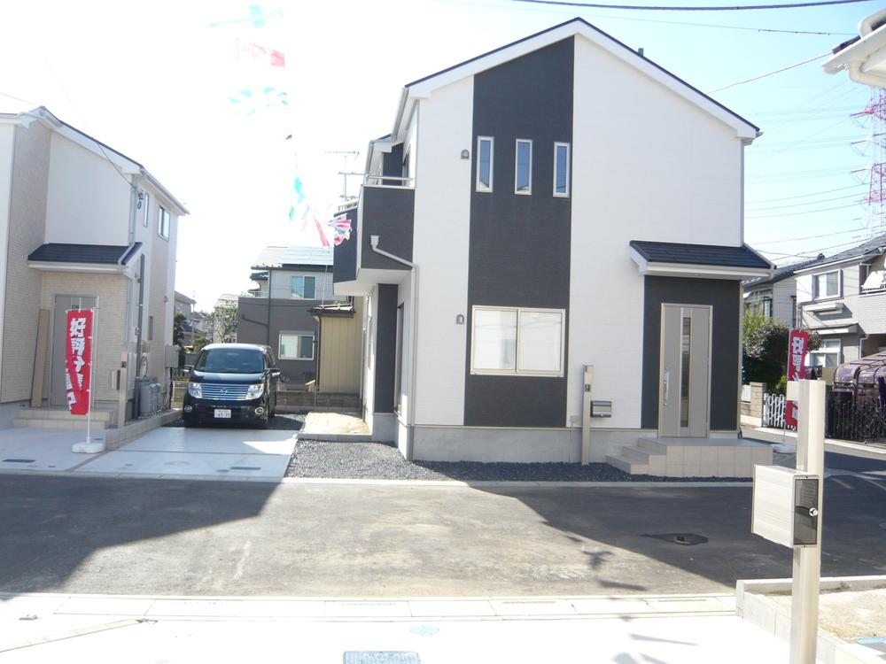 Local appearance photo.  ■ "1 Building _2280 ten thousand ~ "●● solar panel installation! ●●