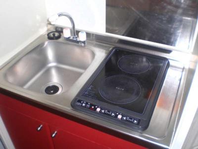 Kitchen. Two-burner stove kitchen