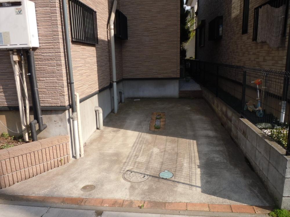 Parking lot