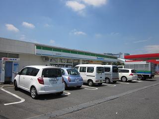 Convenience store. 548m to Family Mart (convenience store)