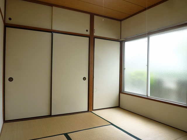 Other room space. Japanese-style room 4.5 tatami