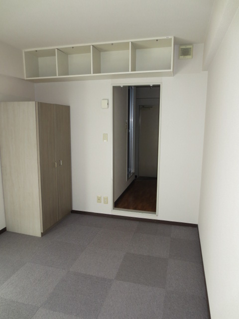 Other room space