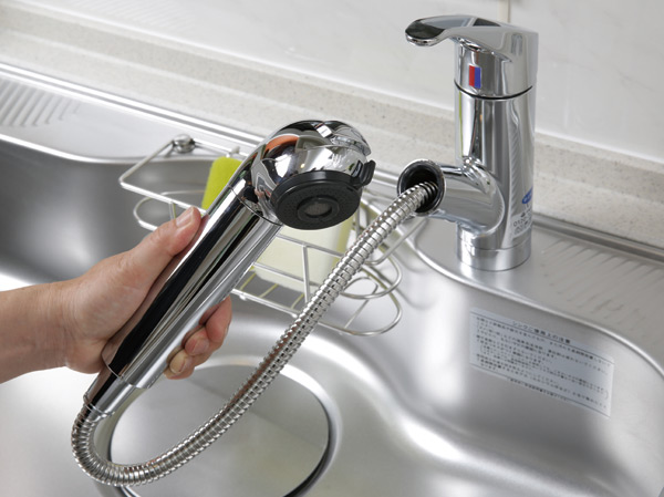 Kitchen.  [Water purifier integrated shower faucet] Because the water purifier has become integral, You can pour purified water to the pot drawer. Also, You can also use widely sink.