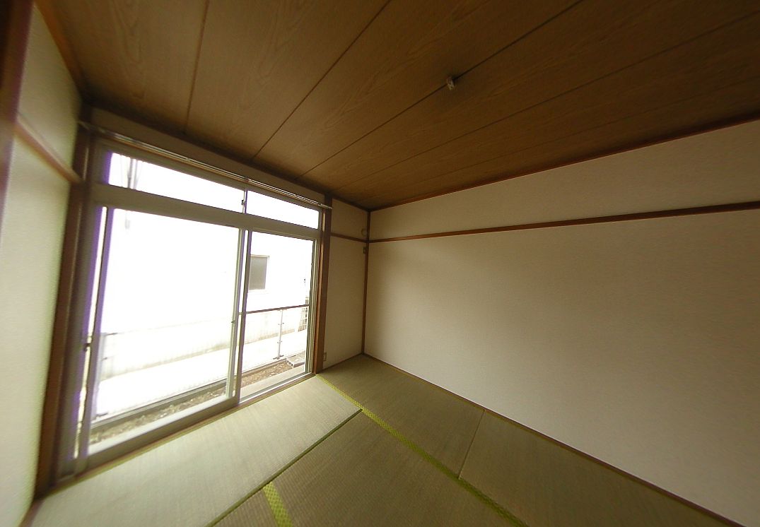 Living and room. Japanese-style room 6 quires