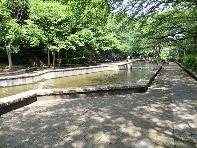 park. 750m to Shiroyama Park