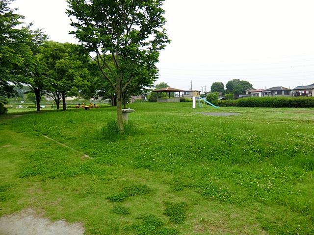 park. 450m until Tajima park