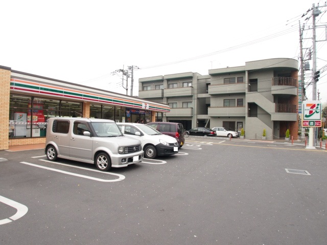 Convenience store. Seven-Eleven Asaka Saiwaicho 1-chome to (convenience store) 364m