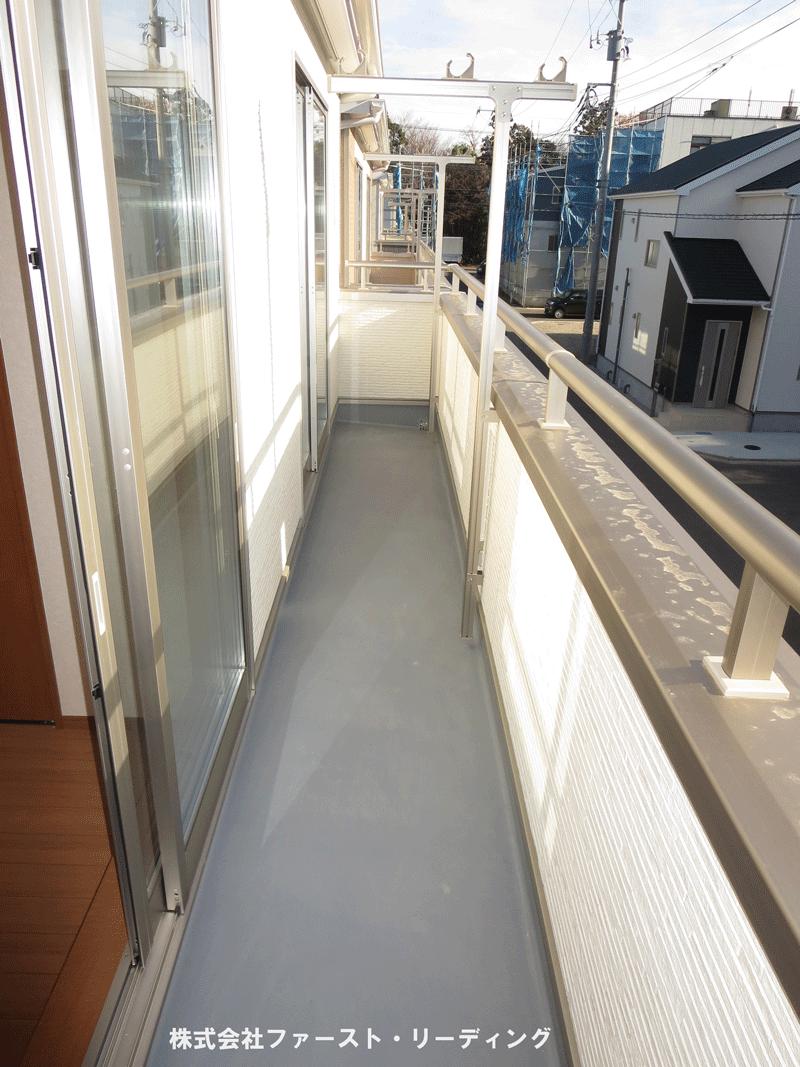 Balcony. South-facing balcony bright! (Same specification equipment)