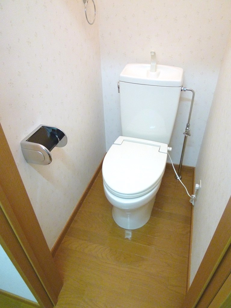 Toilet. With warm Let function ☆