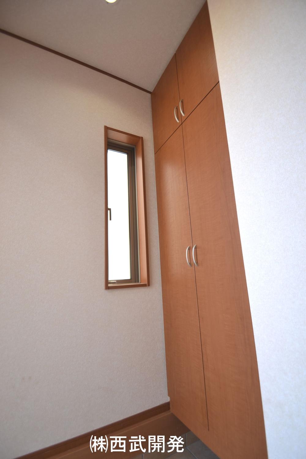 Entrance. Cupboard (December 2013) Shooting