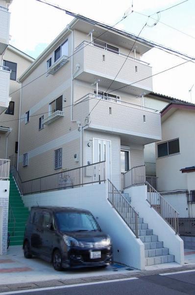 Local appearance photo. Appearance: 2013 November