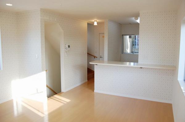 Living. Airy room design with the white tones