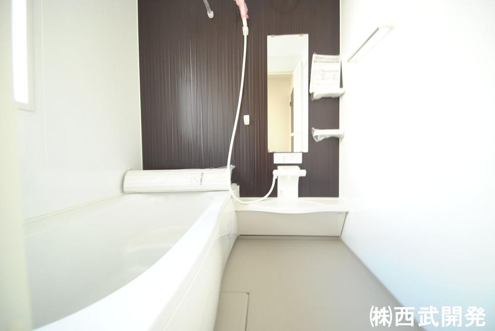 Bathroom. Indoor (11 May 2013) Shooting 5 Building