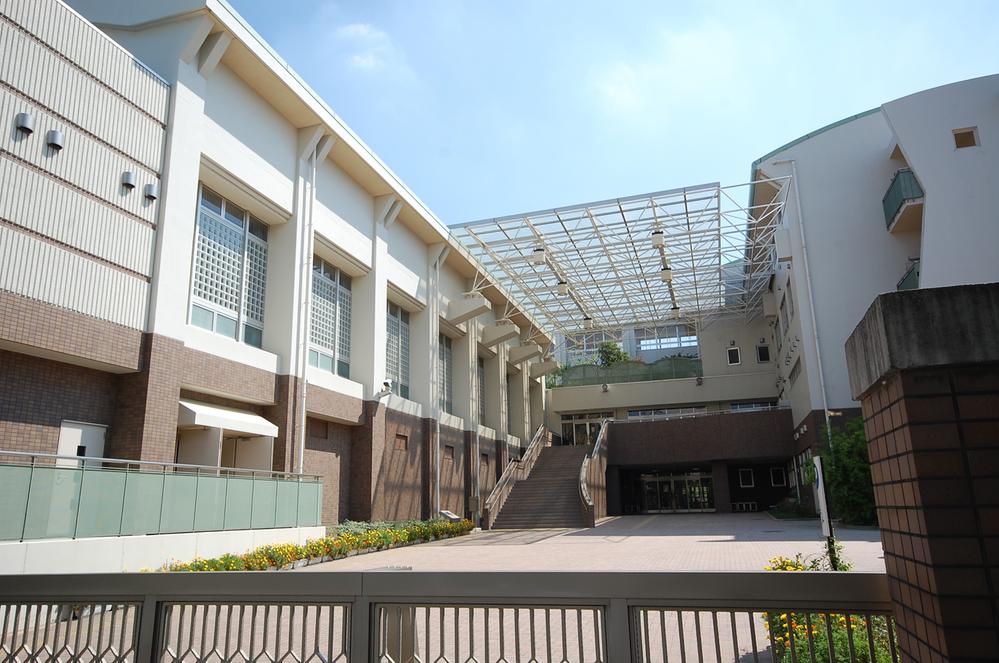 Junior high school. Asaka 1570m until the first junior high school