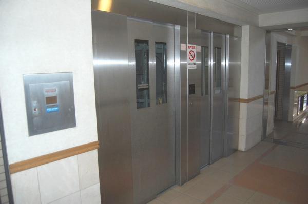 Entrance.  ☆ Elevator 2 groups ☆