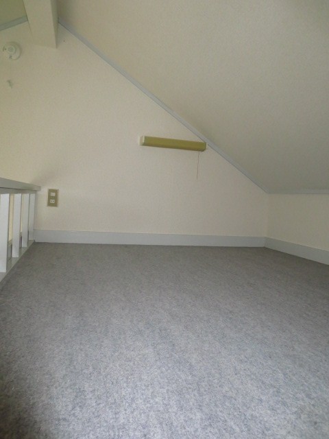 Other room space