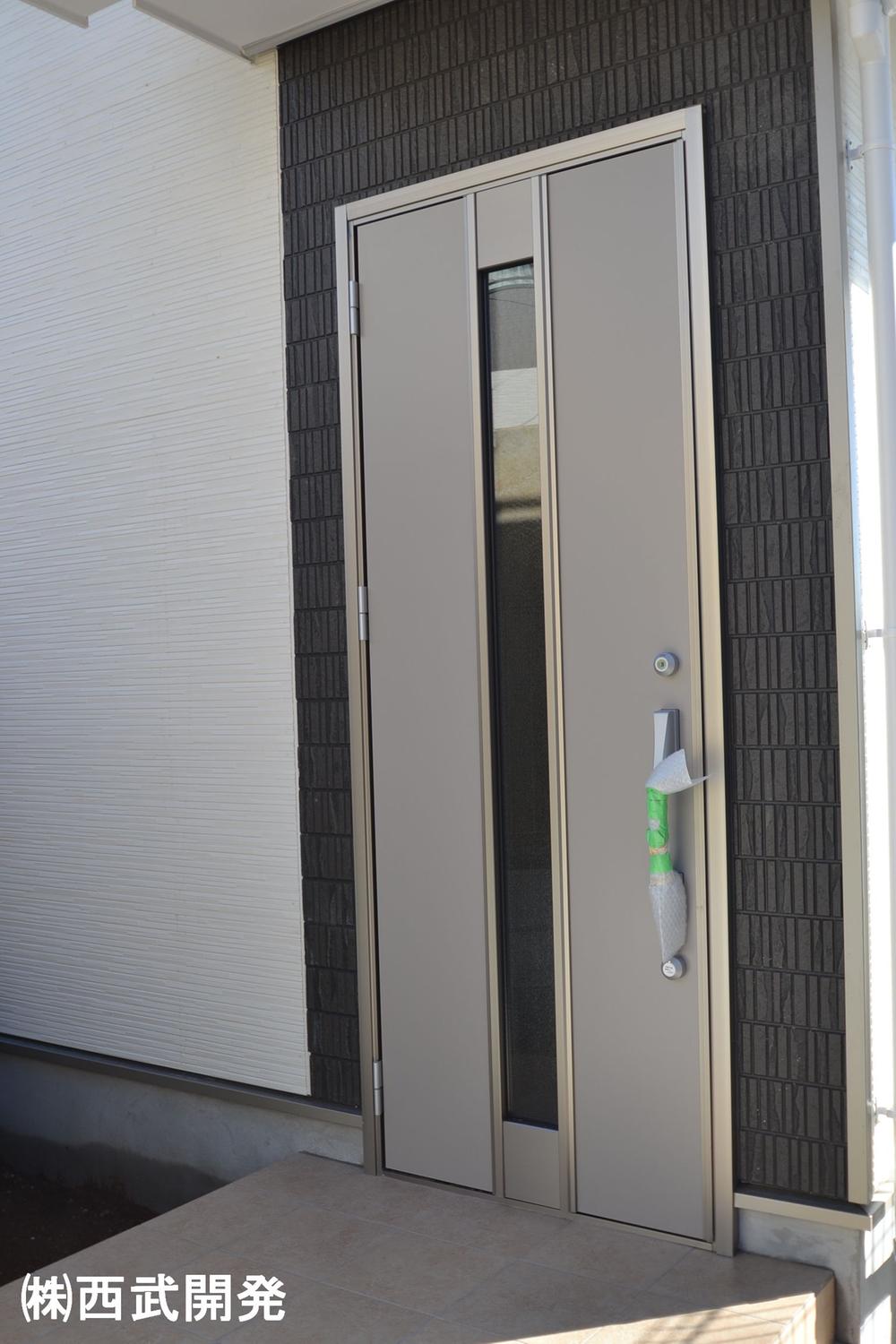 Entrance. Local (12 May 2013) Shooting