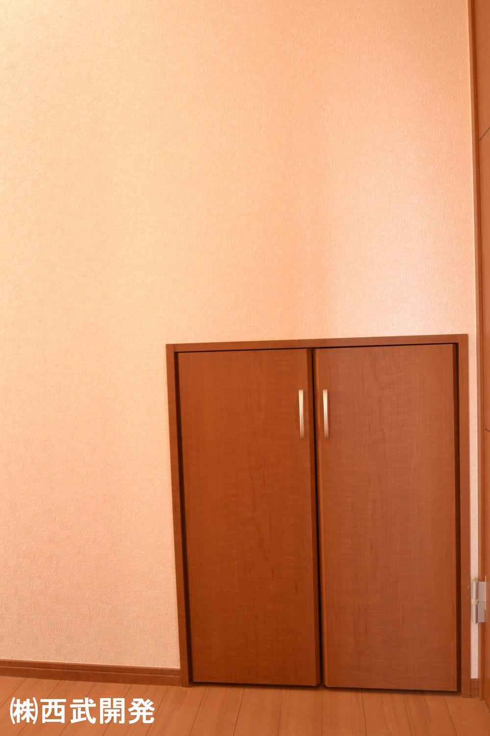 Receipt. Indoor (12 May 2013) Shooting Stairs under storage