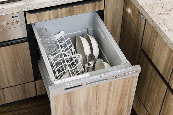 Dishwasher. Water-saving effect can be expected, Contribute to facilities to up of housework efficiency (reference photograph)