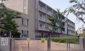 Primary school. Asaka tenth 450m up to elementary school (elementary school)