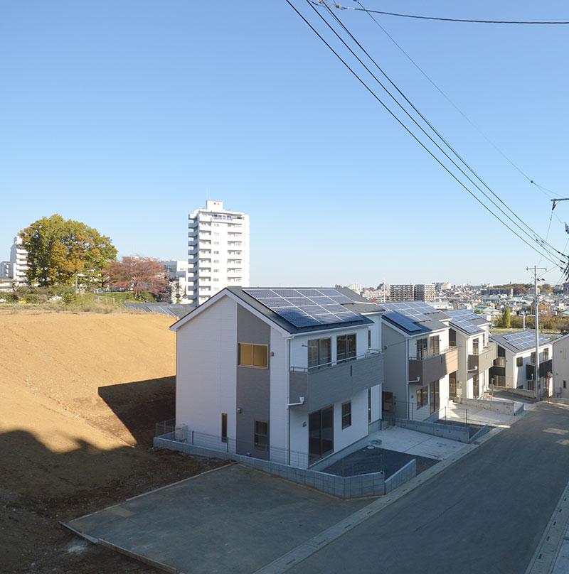 Local photos, including front road. Local Photos