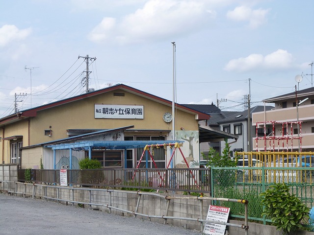 kindergarten ・ Nursery. (kindergarten ・ 130m to the nursery)