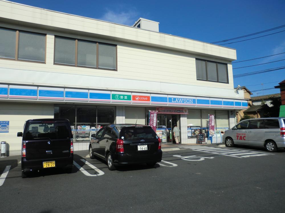 Convenience store. 342m until Lawson Asaka Hizaori cho chome shop
