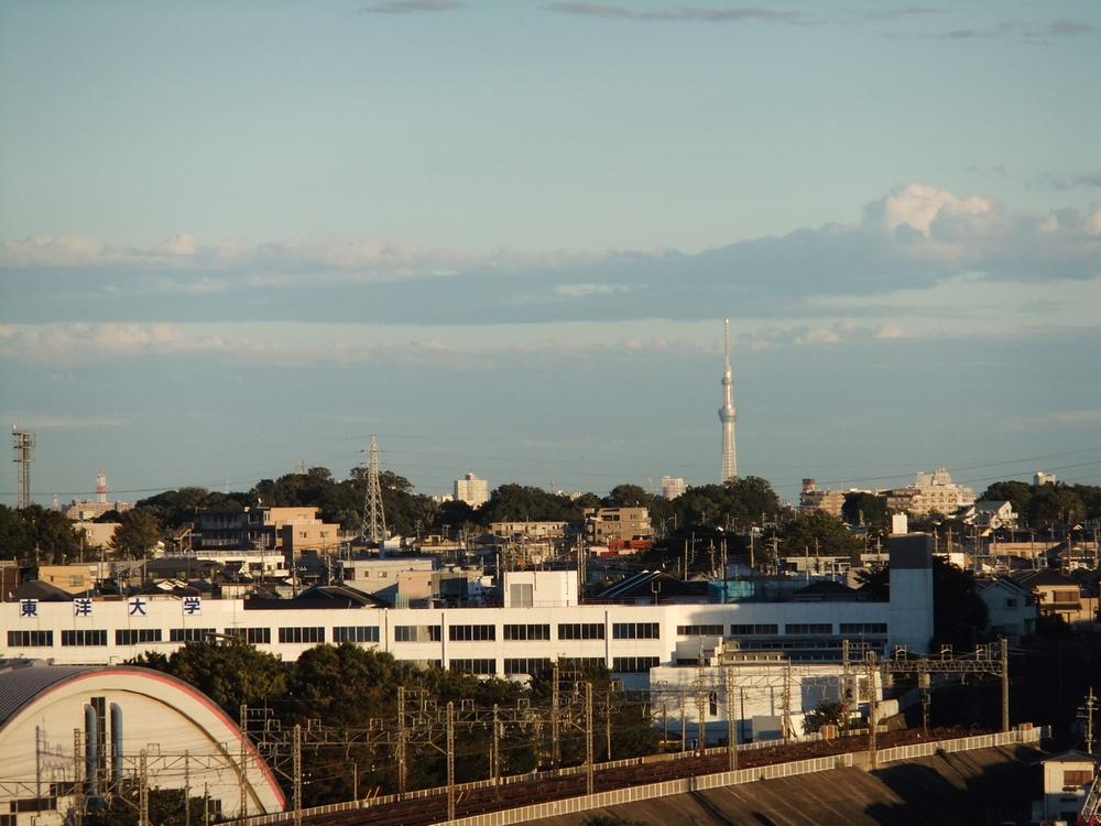 View photos from the dwelling unit. View from the balcony (2) (views Sky tree in good weather)