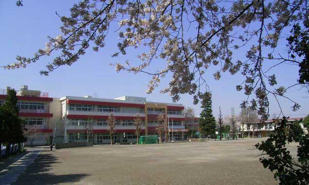 Primary school. Asaka Municipal Asaka 979m until the first elementary school