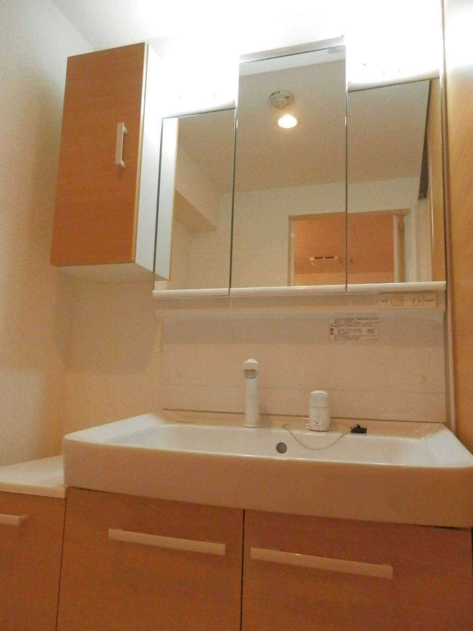 Other. Same specifications Washroom