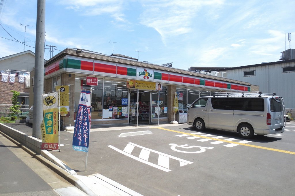Convenience store. 600m until Thanksgiving Asaka Honcho 1-chome (convenience store)