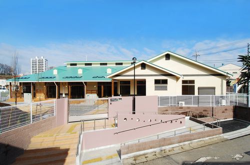 kindergarten ・ Nursery. Izumibashi nursery school (kindergarten ・ 115m to the nursery)