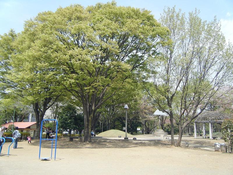 park. 879m to Aobadai park