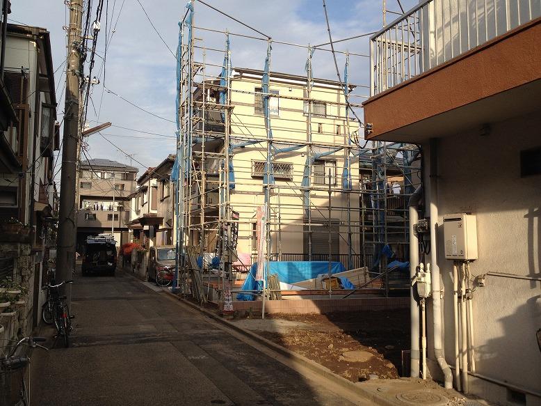 Local appearance photo. Selling local ・  ・  ・ November 28, scaffolding installation