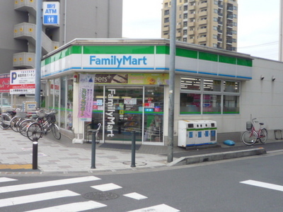 Convenience store. 140m to Family Mart (convenience store)