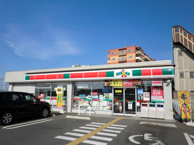 Convenience store. 408m until Thanksgiving (convenience store)