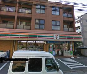 Convenience store. Seven-Eleven Asaka Mihara shop until the (convenience store) 447m