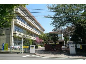 Primary school. Asaka second to elementary school (elementary school) 729m