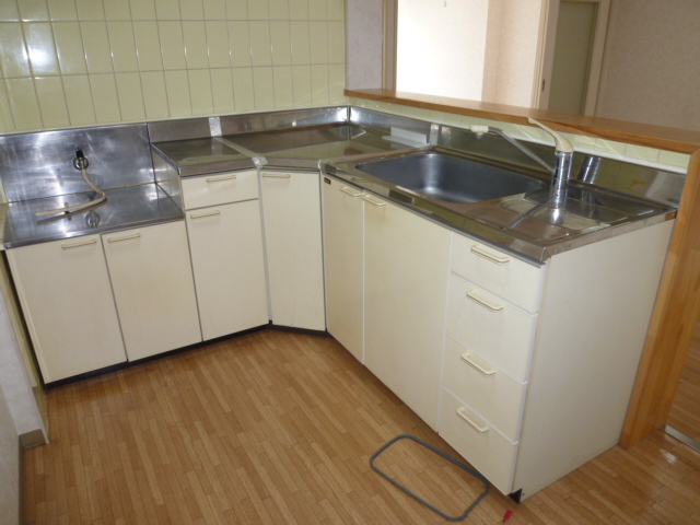 Kitchen. It is another room of the same type. 