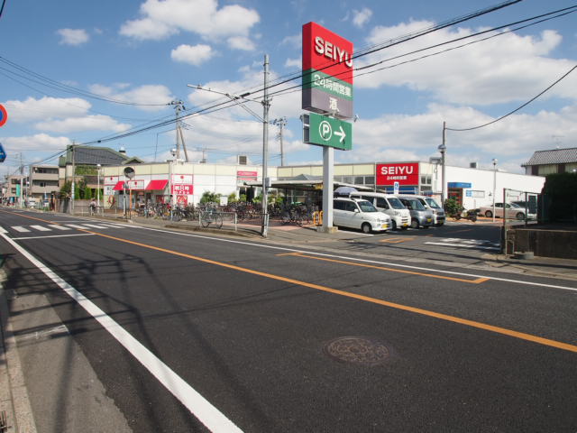 Supermarket. Seiyu Asaka Negishi store up to (super) 536m