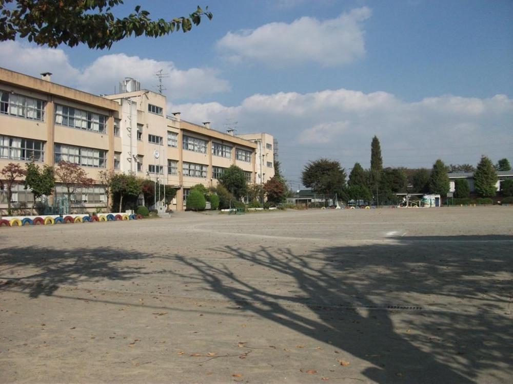 Primary school. Asaka stand third to elementary school 480m