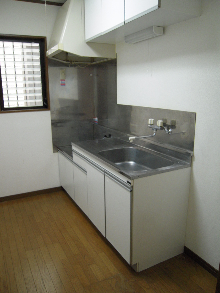 Kitchen. Gas stove installation Allowed