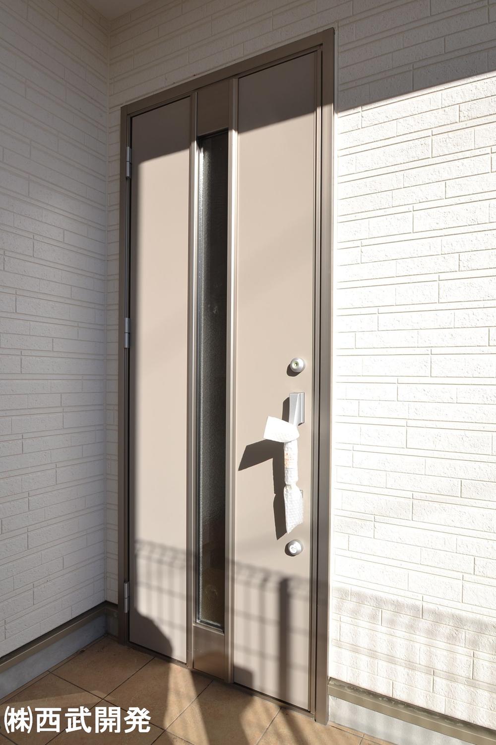 Entrance. Local (12 May 2013) Shooting