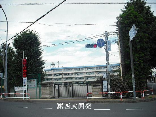 Primary school. Fujimi Municipal Sekizawa to elementary school 525m