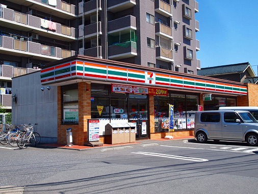 Convenience store. Seven-Eleven Fujimi Tsuruma 1-chome to (convenience store) 834m