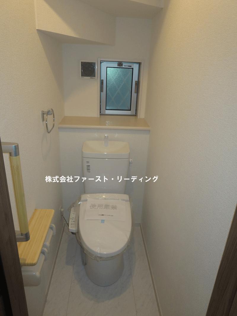 Toilet. 1F ・ 2F Washlet! (November 12, 2013) Shooting